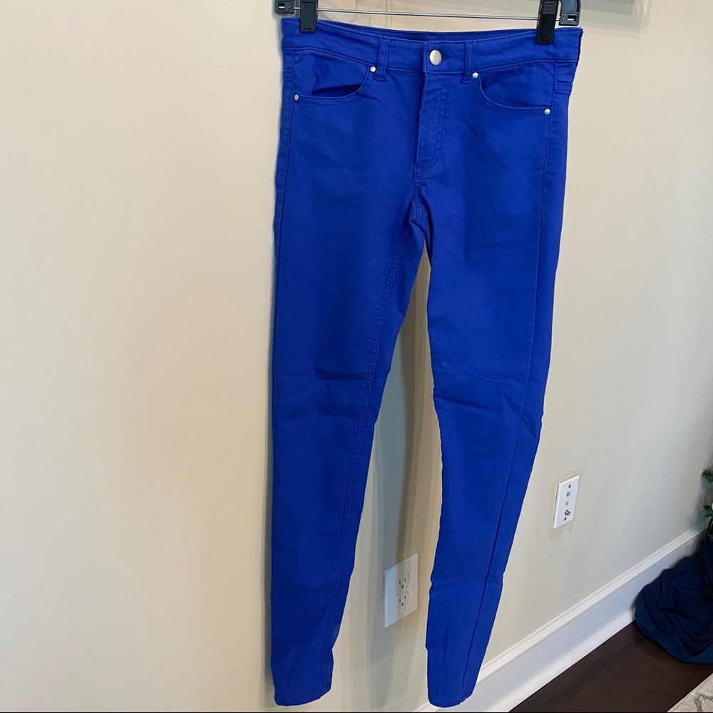 H&M blue jeans (skinny high waisted fit)